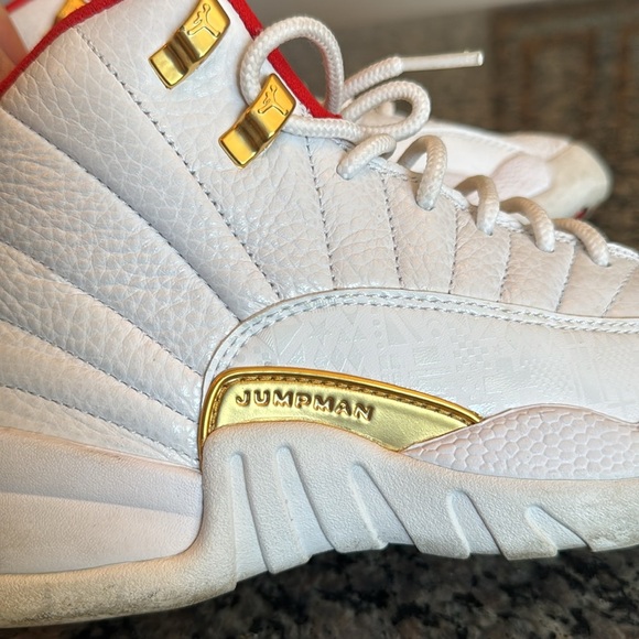 Air Jordan 12 Retro jumpman Two Trey EUC 5.5Y - Picture 8 of 17